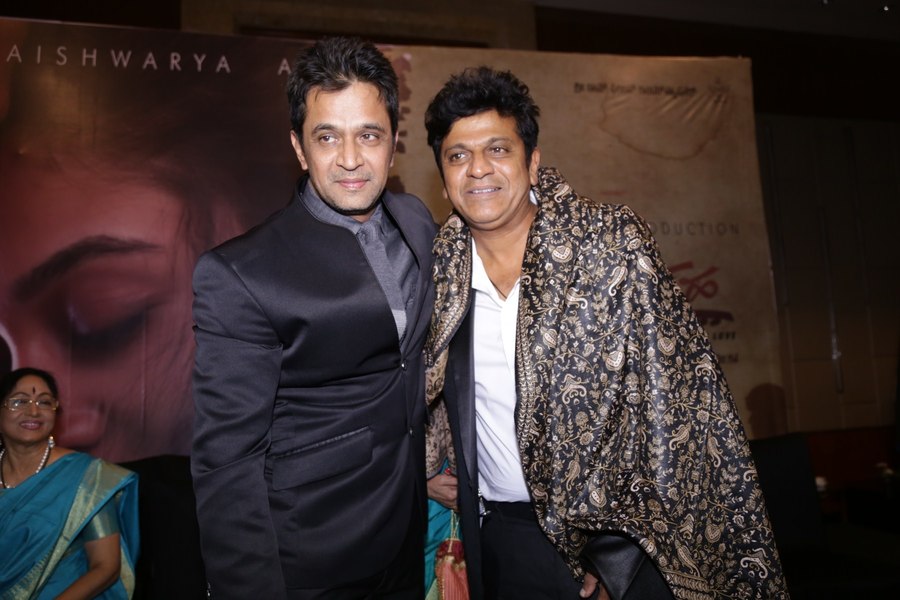 Shiva Rajkumar at Aishwarya Arjun's Kadhalin Pon Veedhiyil - Prema Baraha Bilingual Movie Launch