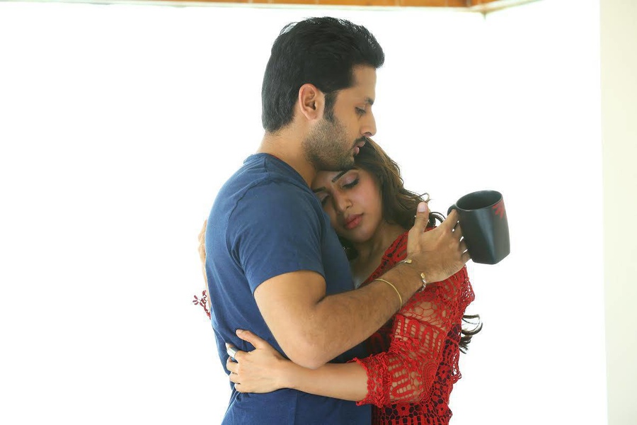Nithiin-Samantha stills from A...Aa